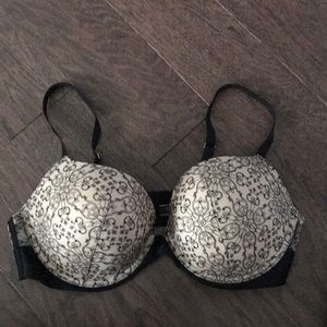 Victoria’s Secret Very Sexy Push-Up Bra